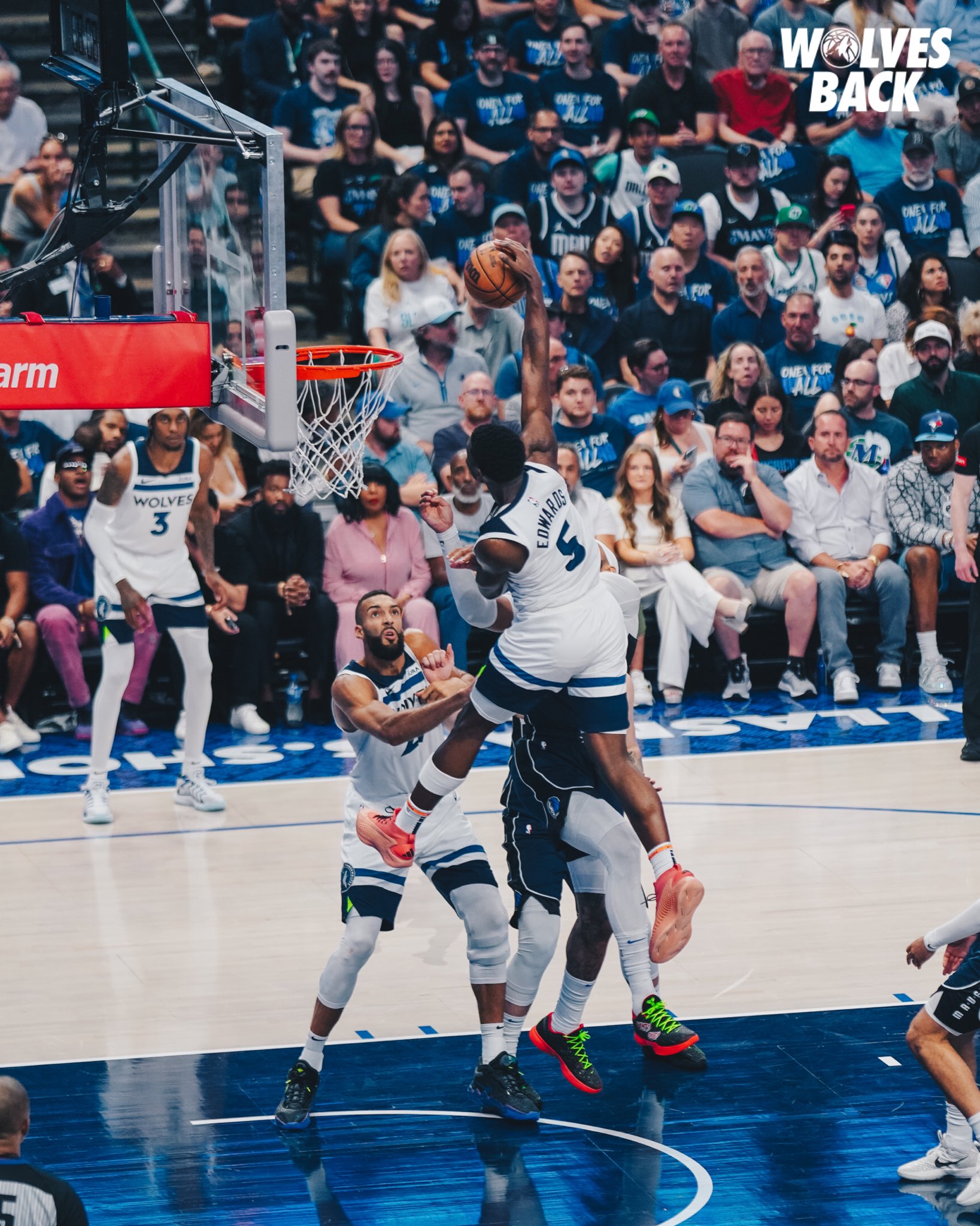 主场再胜森林狼，独行侠