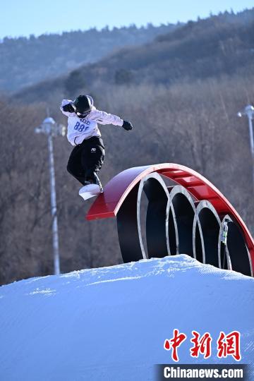 吉林籍奥运冠军苏翊鸣在吉林北大湖X GAMES CHINA总