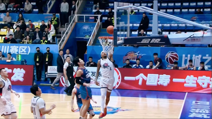 山东男篮大胜四川男篮 终结对手29连败耻辱纪录