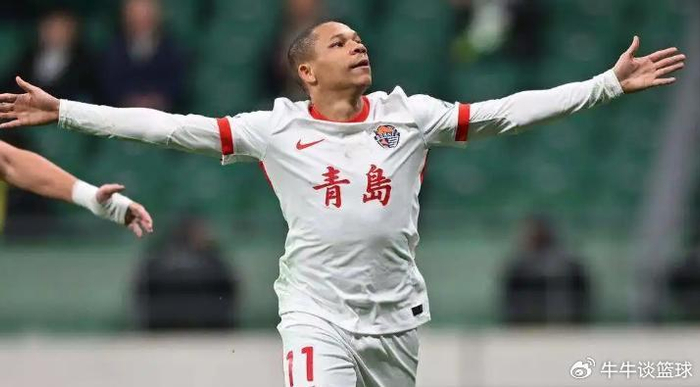 成都蓉城引进金靴外援席尔瓦成核心，领跑中超