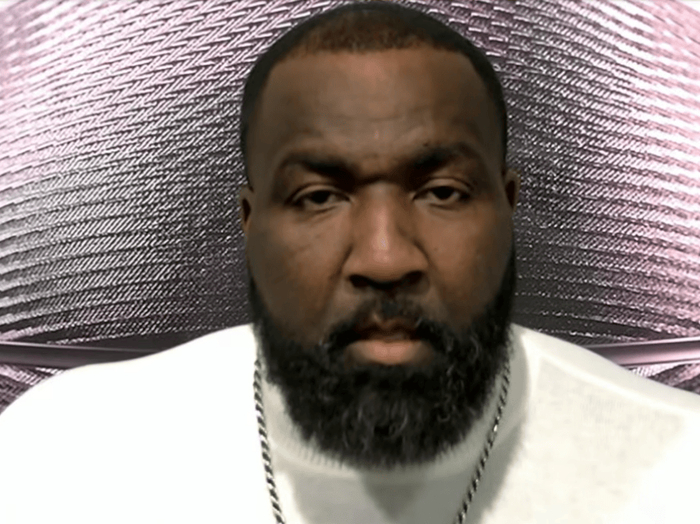 火箭队内部隔阂浮现 季后赛前景引担忧