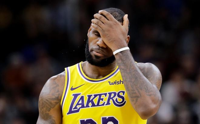 詹姆斯伤缺湖人逆袭 数据揭示其成球队毒瘤