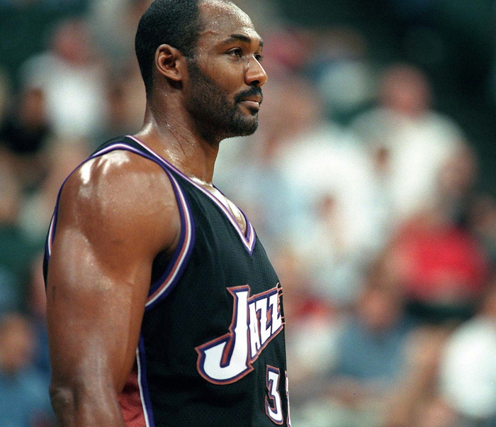 杜兰特逼近2000分里程碑 历史排名升至第七位